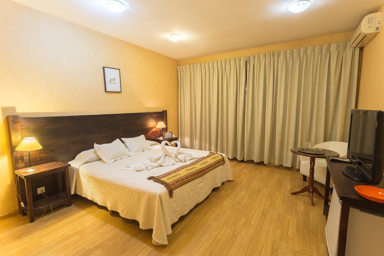 Hotel Las Maras Пуерто Мадрин Екстериор снимка